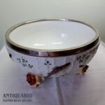 Saladeira requintada com pés de concha