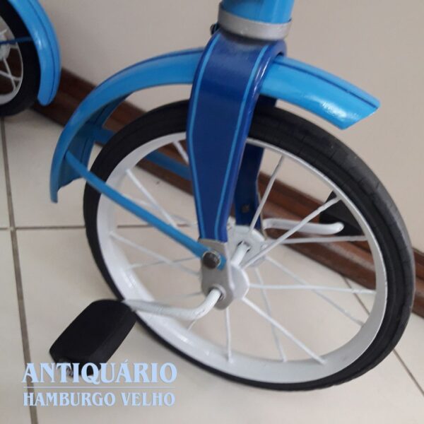 Triciclo azul, antigo - Imagem 3