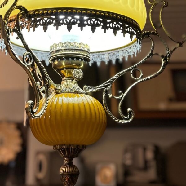 Lustre de bronze com cúpula em vidro âmbar - Imagem 7